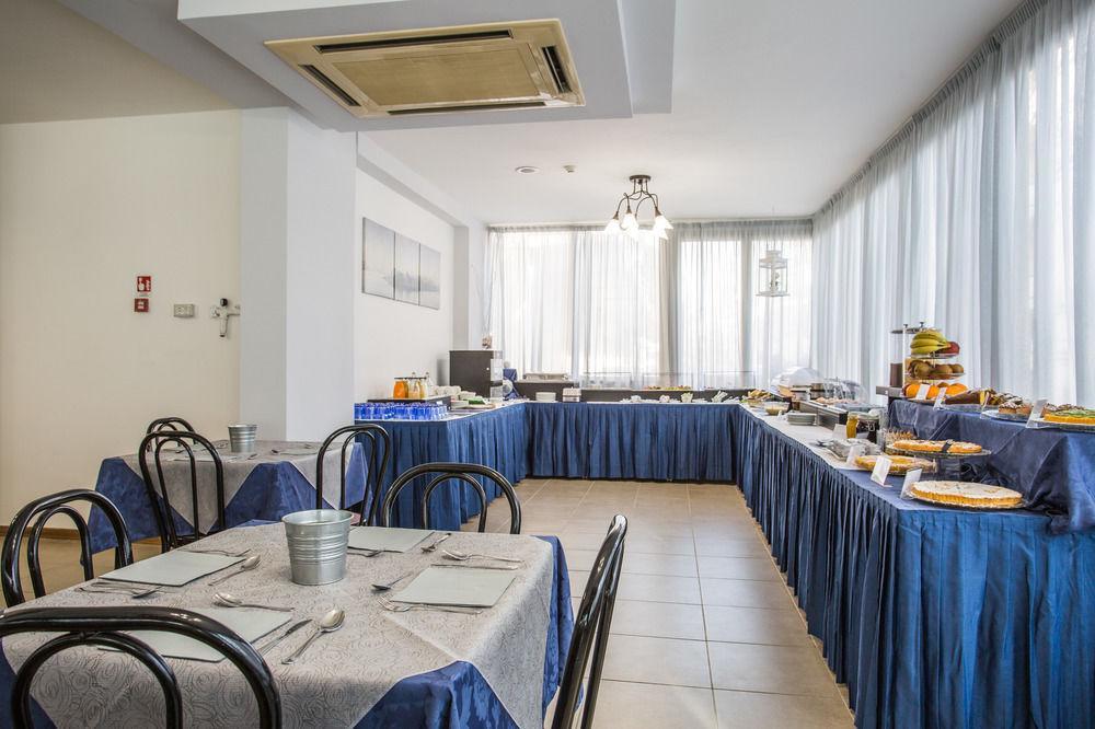 Hotel Nancy Rimini Exterior photo