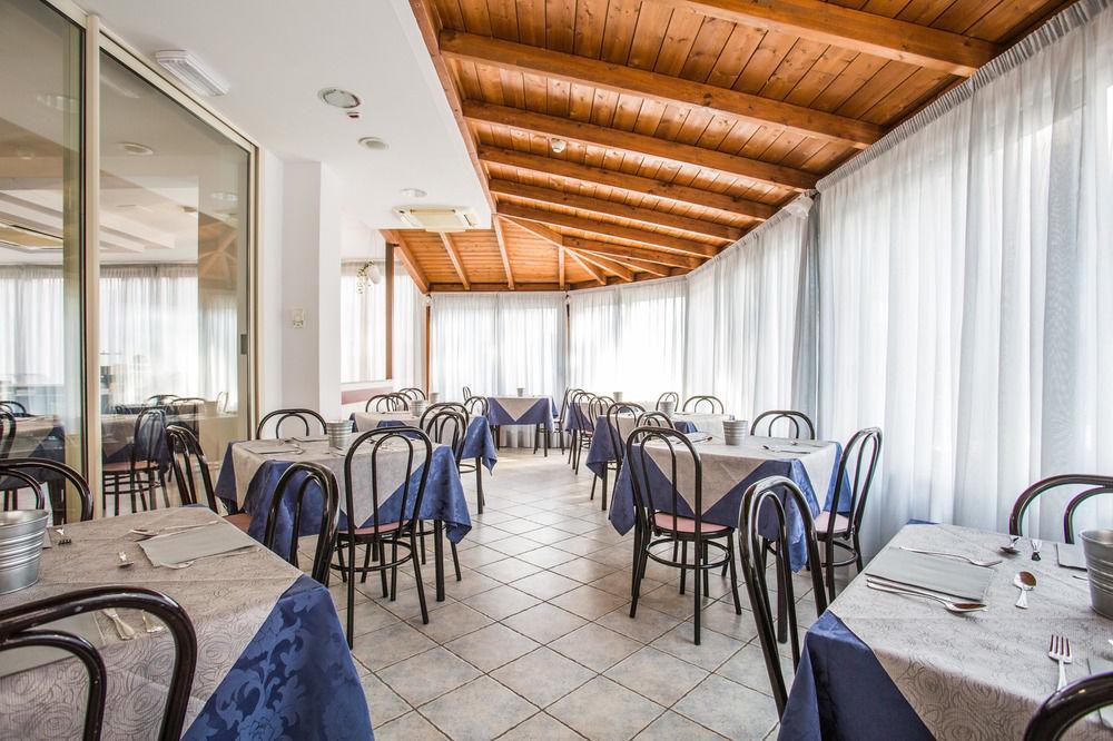 Hotel Nancy Rimini Exterior photo